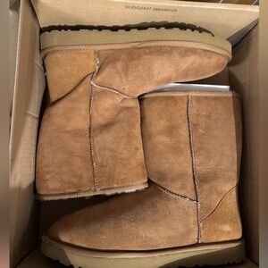 UGG Men's Classic Short Boots